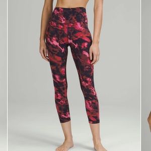 Lululemon align crops, size 6